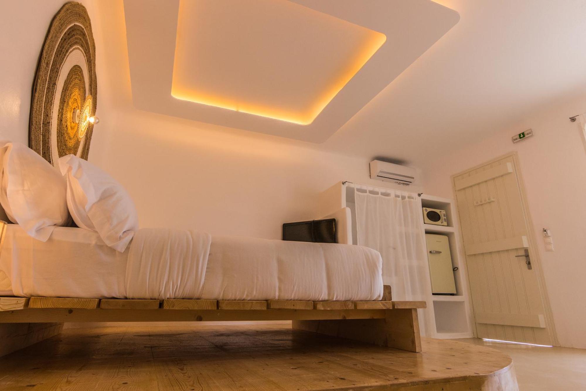 Salt Suites Milos Pollonia ภายนอก รูปภาพ