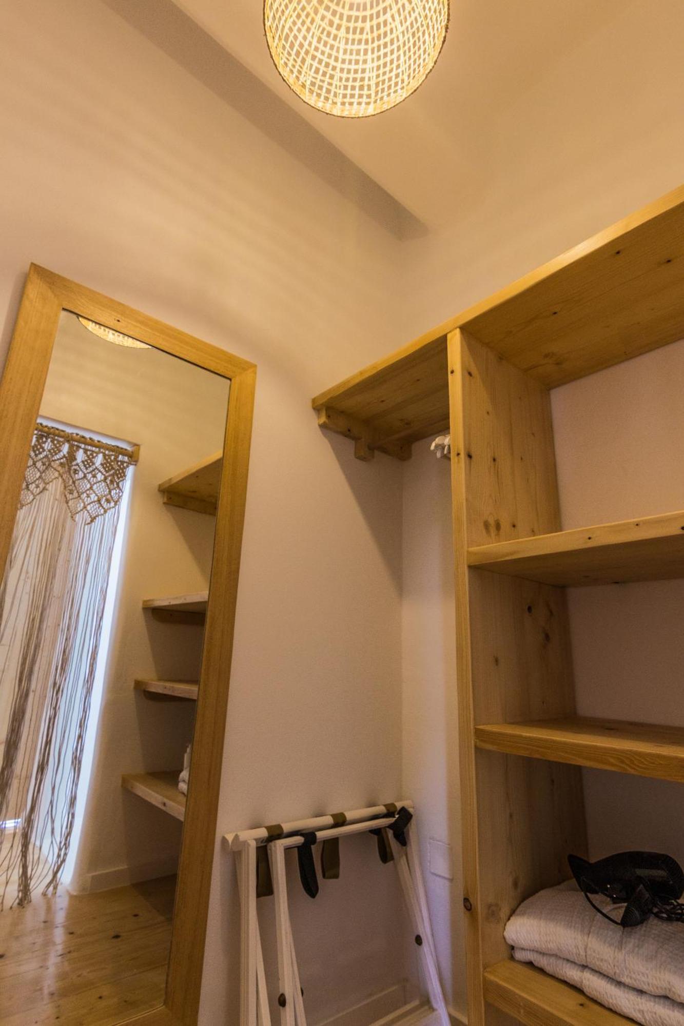 Salt Suites Milos Pollonia ภายนอก รูปภาพ