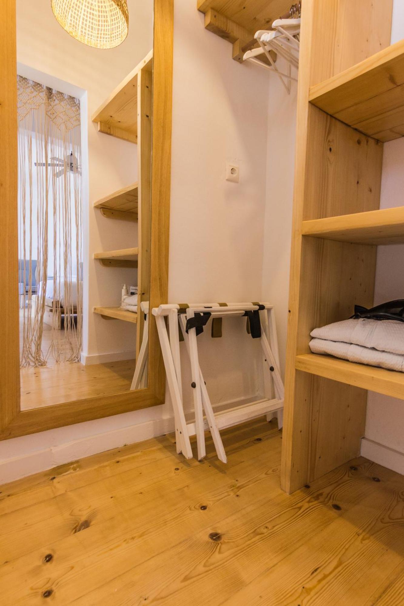Salt Suites Milos Pollonia ภายนอก รูปภาพ